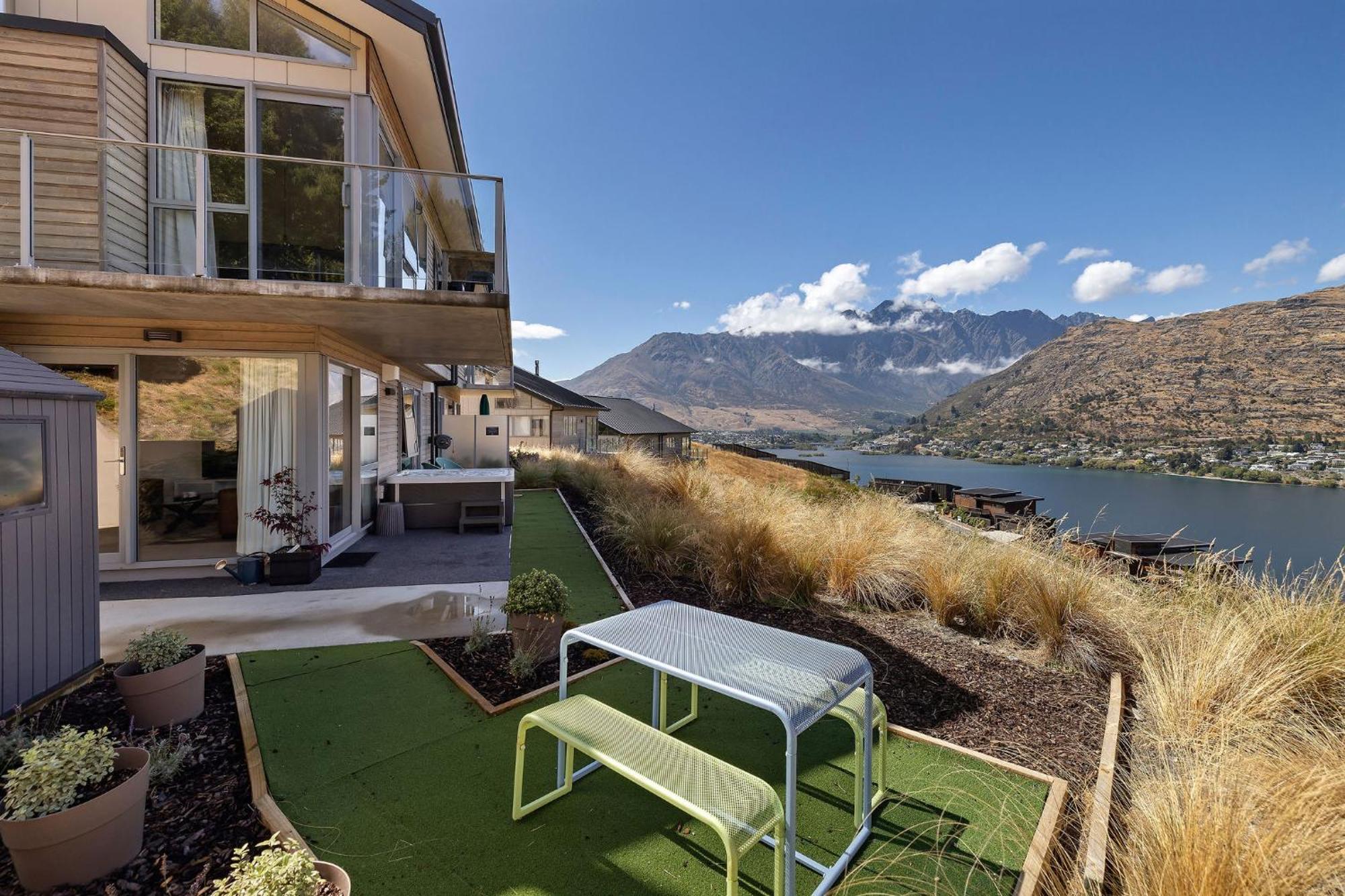 Lakeside Mountain Haven Queenstown Eksteriør bilde